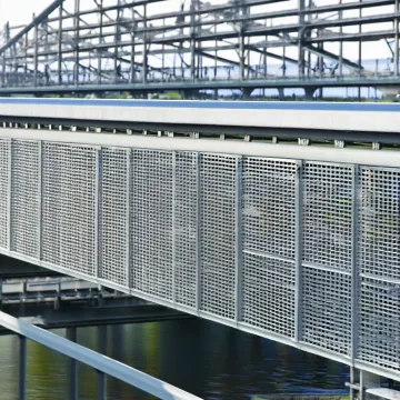 Benefits of Steel Grating in Bridge Decks