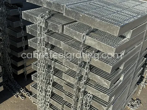 Serrated Steel Grating with Customized Chain