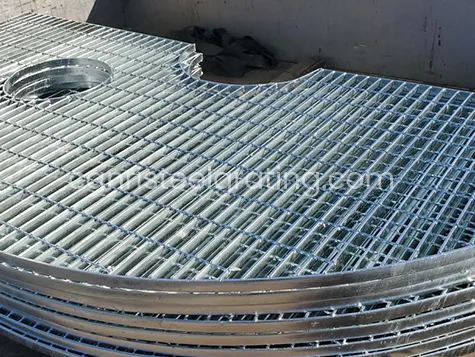 Type 4: semicircular steel grating