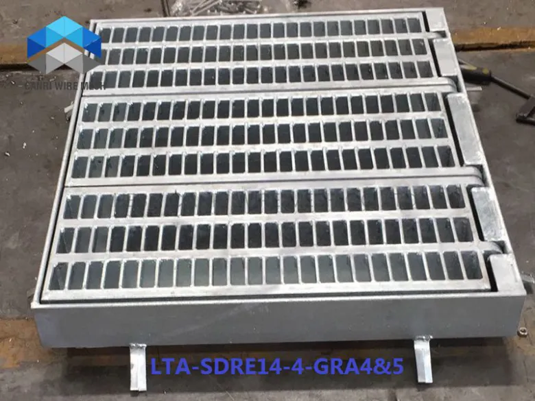 Singapore Grating