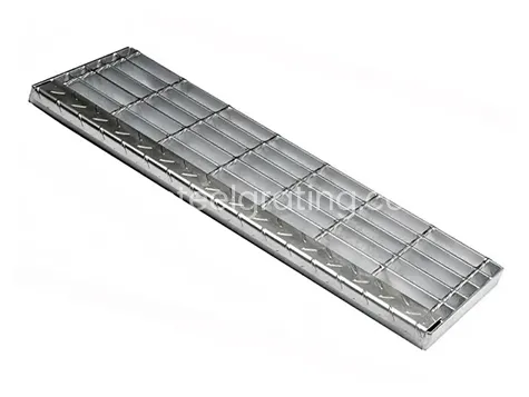 T3: checker plate nosing,weld fixing,banded end plate